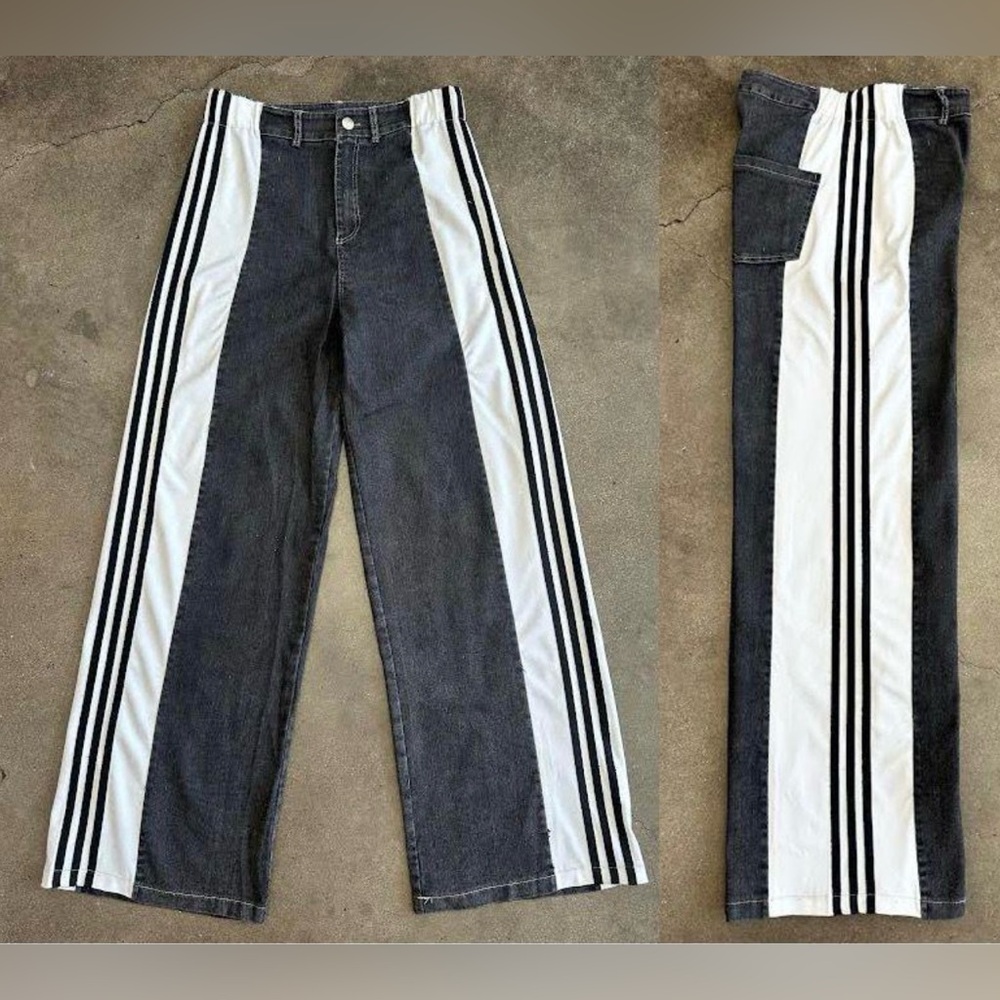 Fabulous Side Detail wide Leg Jeans - Picture 2 of 2